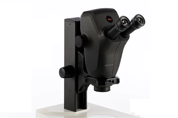 LEICA Ivesta 3